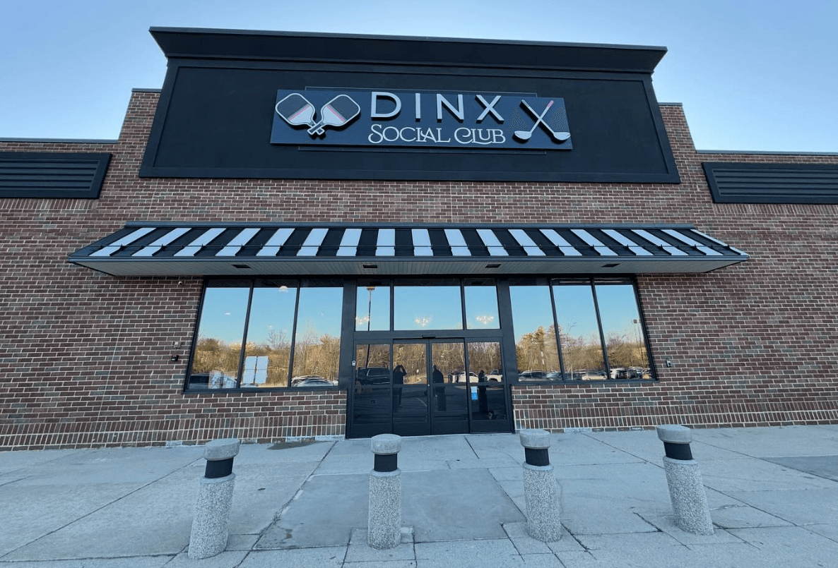 DINX Social Club storefront